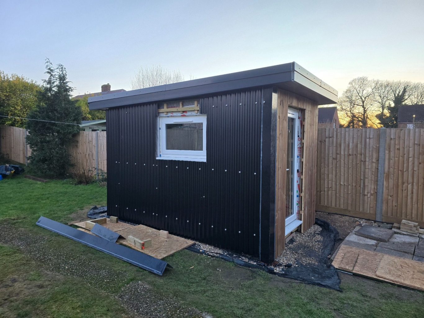 Side wall cladding